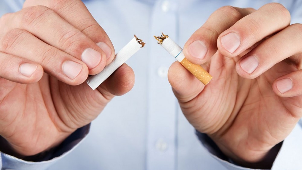 Vrei să te laşi de fumat? Tinctura magică care te scapă de sevraj